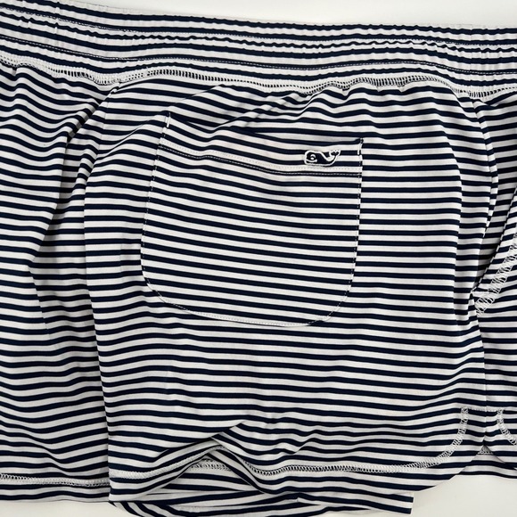Vineyard Vines Sankaty Shorts Womens Small Navy White Striped Performance - Picture 5 of 6
